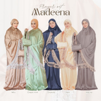 Madeena Mukena